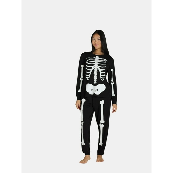 Halloween Women’s Glow In The Dark Skeleton 2 Piece Pajama Set - Picture 5 of 7